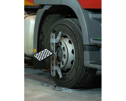 Стенд развал-схождения 3D для грузовых автомобилей ТехноВектор 7 Truck 7204 HTS4 — купить с доставкой и гарантией качества