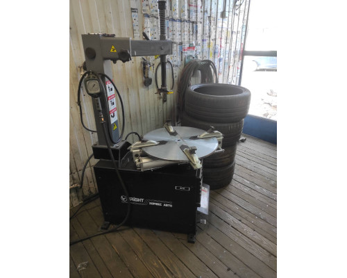 Шиномонтажный станок (полуавтомат) Хорекс Авто LC810 — купить с доставкой и гарантией качества Шиномонтажный станок (полуавтомат) Хорекс Авто LC810 — купить с доставкой и гарантией качества